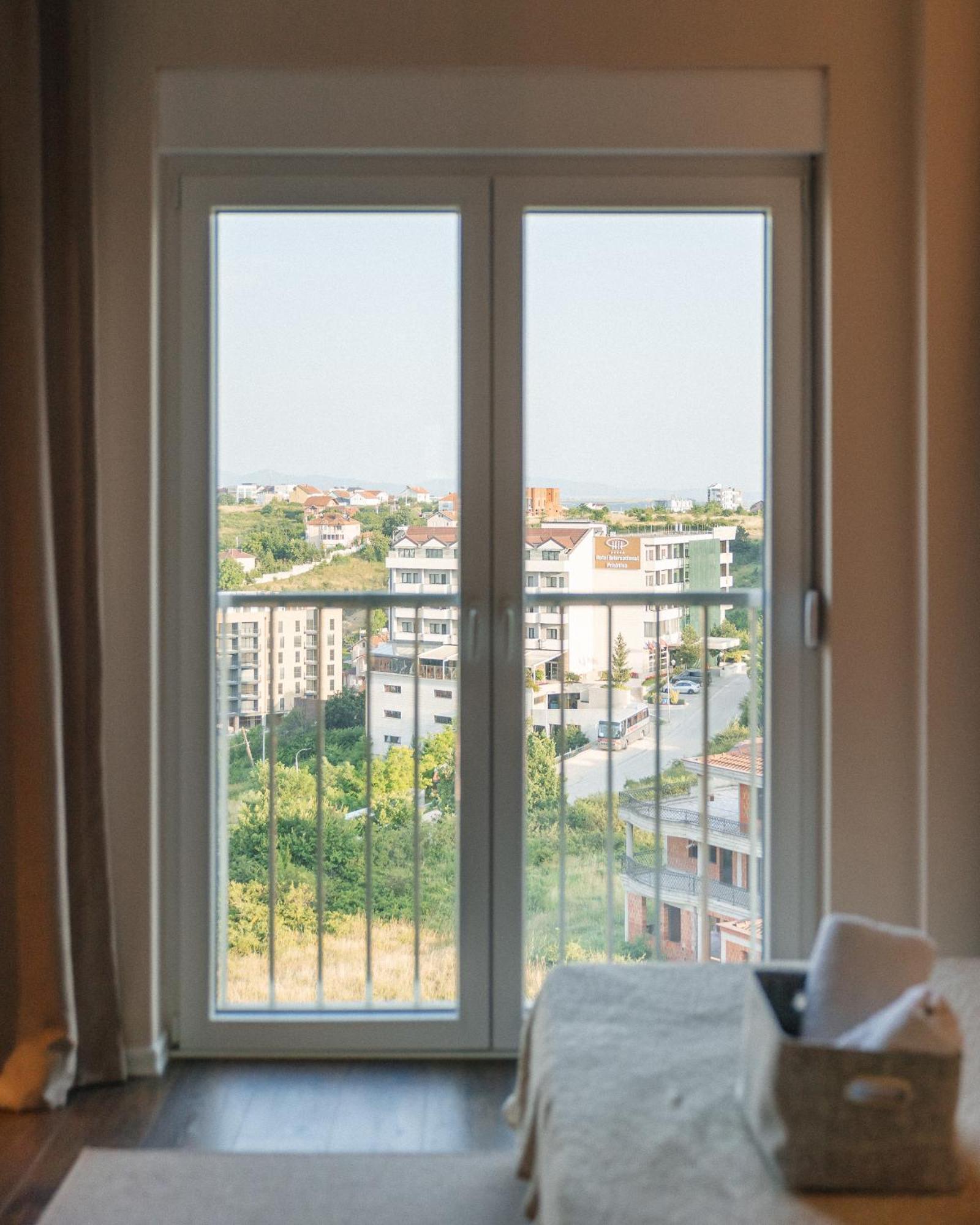 Etern Apart Hotel Pristina Kültér fotó