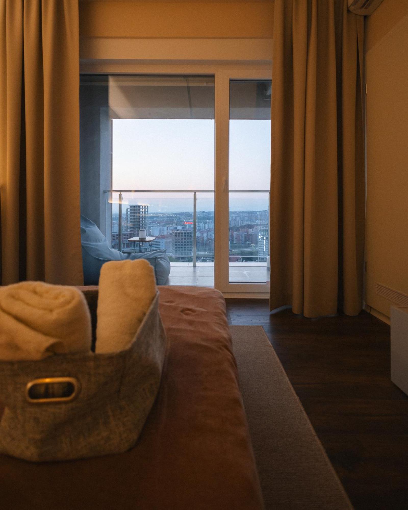 Etern Apart Hotel Pristina Kültér fotó