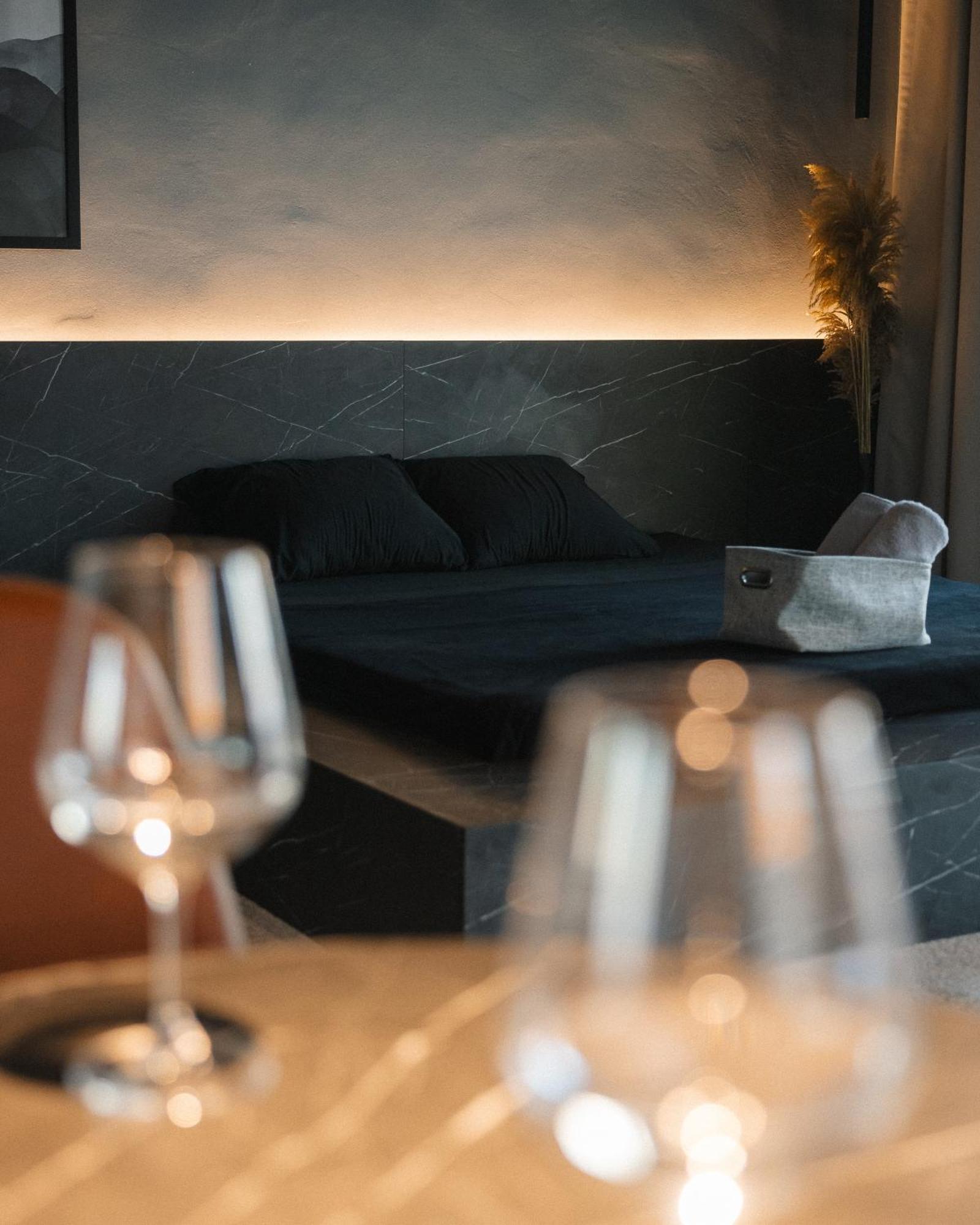 Etern Apart Hotel Pristina Kültér fotó